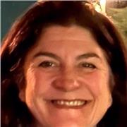 Profesora de lengua castellana y literatura con experiencia desde hace 20 años.